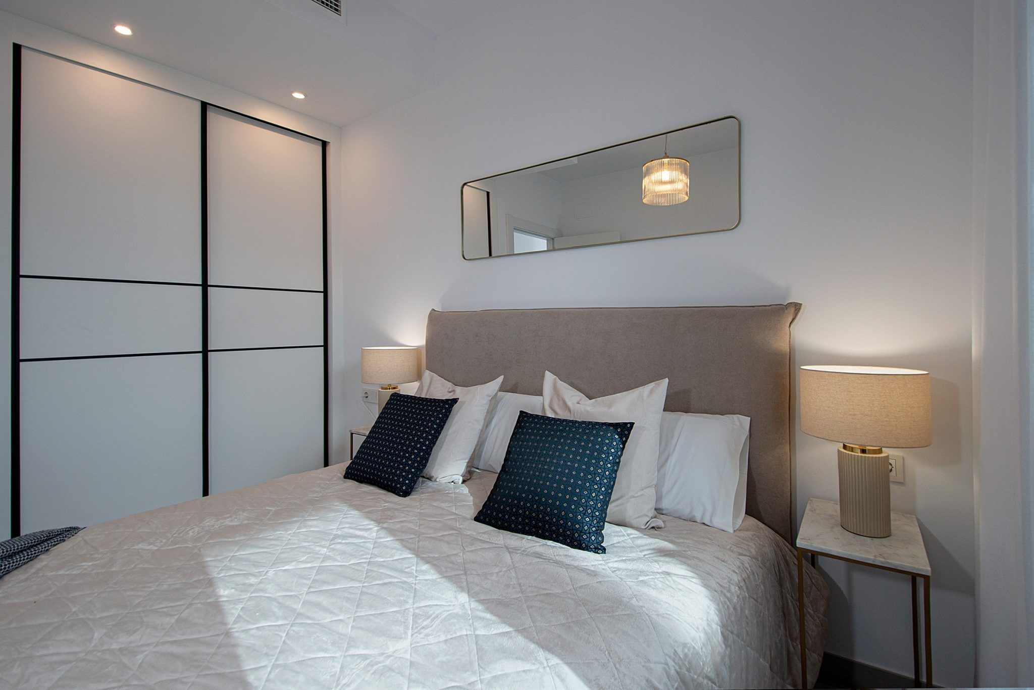 53 Sky Hill Show House 12